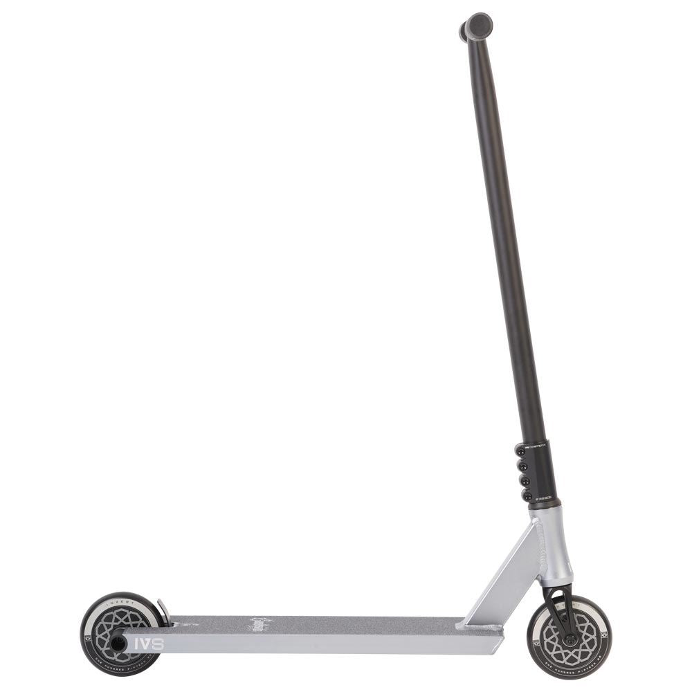 Freestyle koloběžka Invert Curbside Street M Titanium