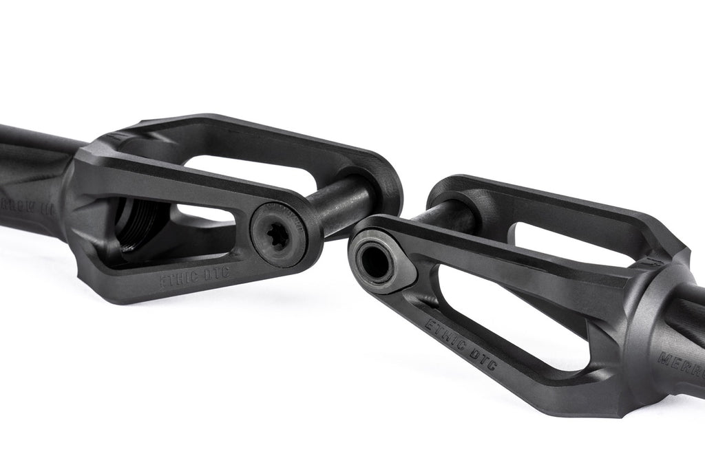 Vidlice Ethic Merrow V3 8/12 STD HIC black