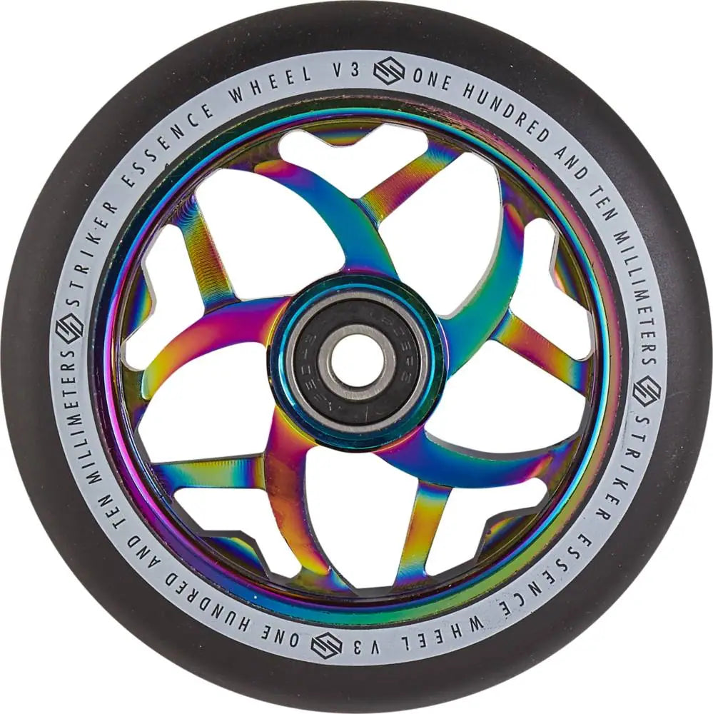Kolečko Striker Essence V3 110 Black Rainbow